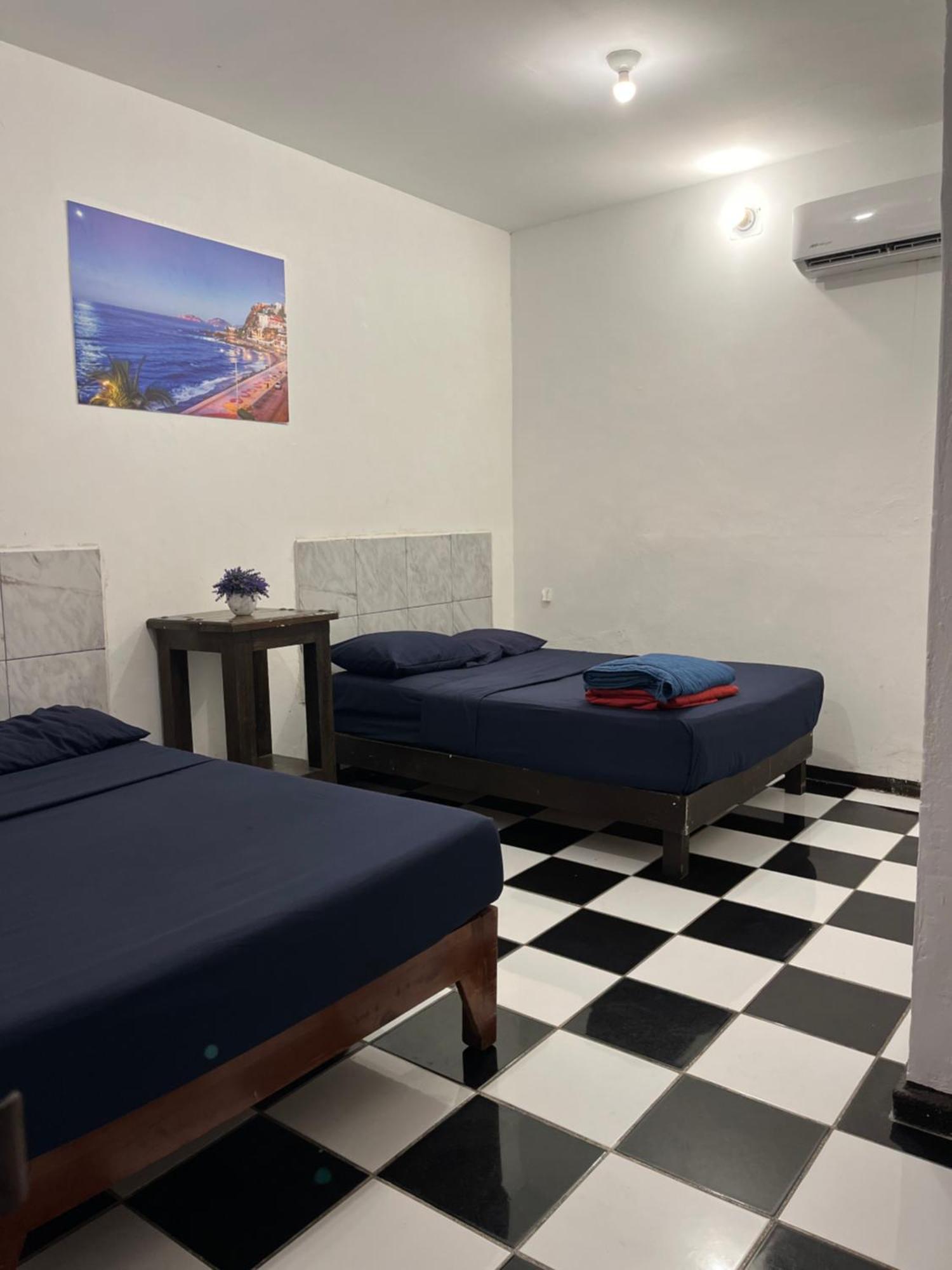 Hotel Perla マサトラン エクステリア 写真